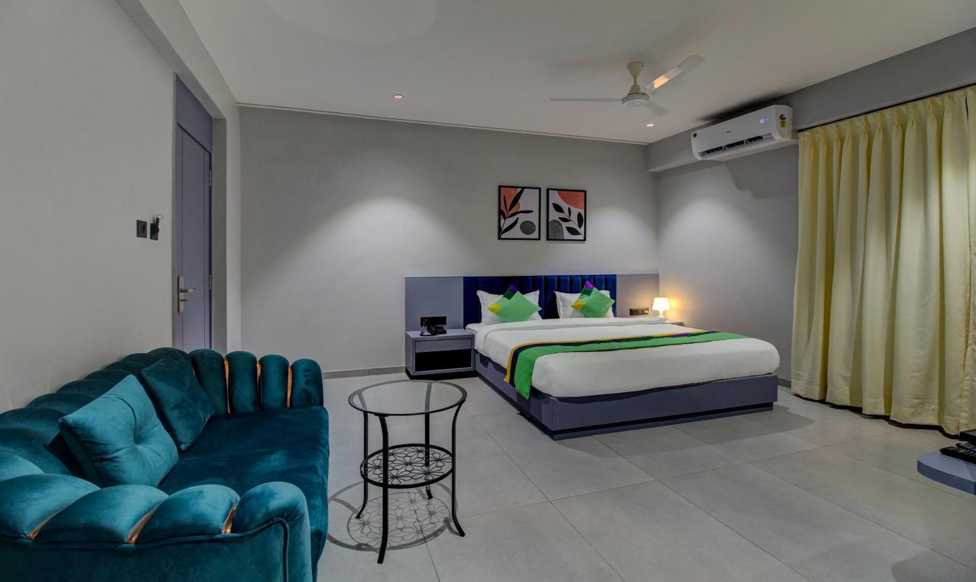 Comfort Inn Baner- Indian Nationals Only Pune Zewnętrze zdjęcie