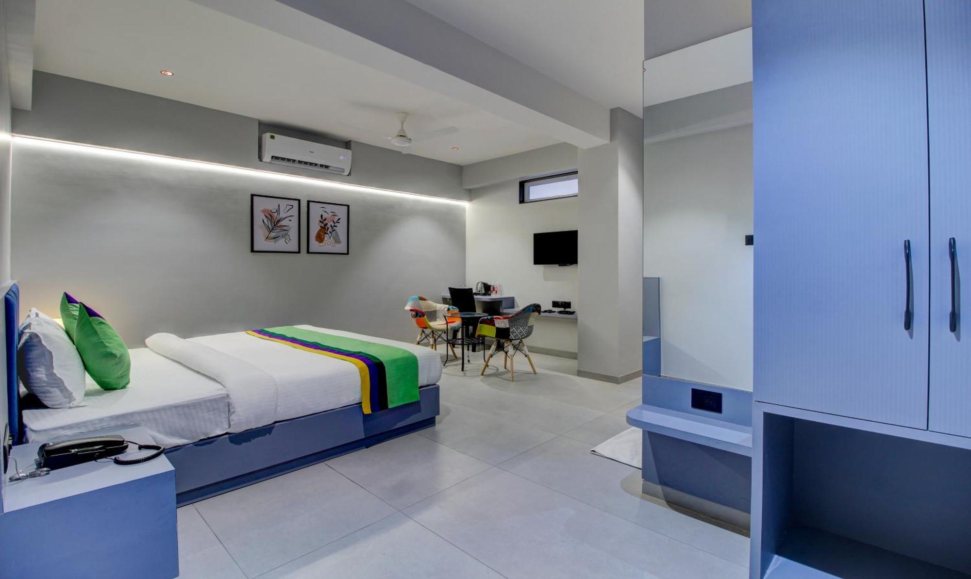 Comfort Inn Baner- Indian Nationals Only Pune Zewnętrze zdjęcie